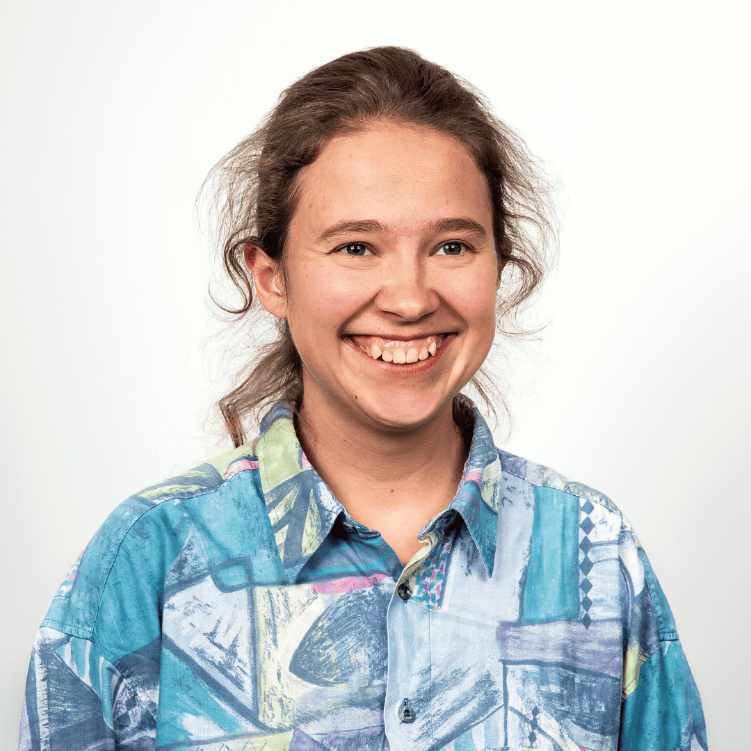 Lucie Price Headshot